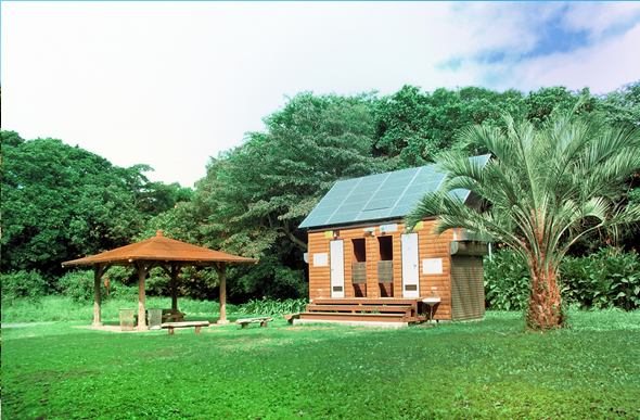 ⑦トイレ・休憩所